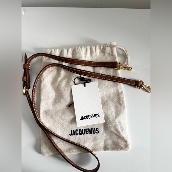 JACQUEMUS
Tan Les Classiques 'Le Bambino' Bag - Picture 5 of 5